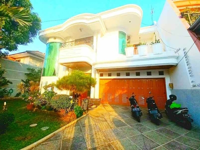 Rumah Dijual Ada Swimming Pool Di Komplek Pondok Kelapa Indah Jakarta