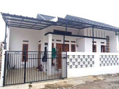 Rumah Dijual Dekat Ke Pasar Rancamanyar