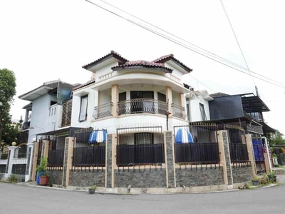 Rumah Dijual Jl Palagan Dekat Hotel Hyatt
