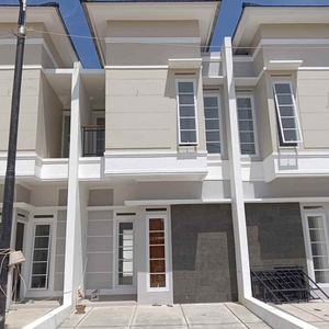 Rumah Dua Lantai Di Pamulang Dekat Kantor Walikota Tangsel