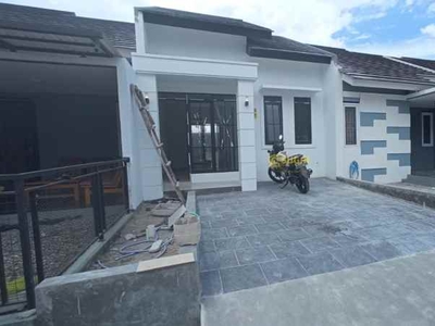 Rumah Gress Villa Hegar Cikoneng Bojongsoang Lt78 Lb45 Telkom Bandung
