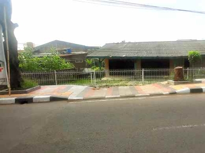 Rumah Hitung Tanah Di Jalan Raya Soekarno-hatta Bandung