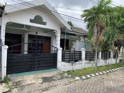 Rumah Hook Delta Sari Indah Lokasi Strategis Dekat Juanda Surabaya