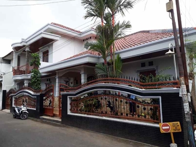 Rumah Hook Siap Huni 2 Lantai Di Riung Bandung Kota Bandung
