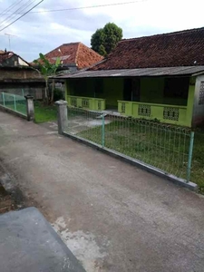 Rumah Jadul Buat Cafe Atau Kos Berkelompok