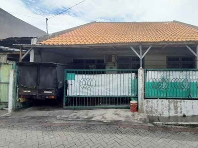 Rumah Jalan Pradah Permai Dekat Pusat Perbelanjaan 1 Lantai