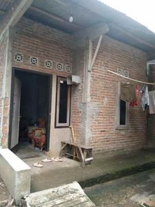 Rumah Kampung Murah Di Tengah Kota