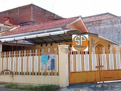 Rumah Klasik Di Mangkubumen Solokota