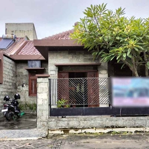 Rumah Klasik Kawsan Elite Di Jl Kaliurang Km 9 Sleman Jogja