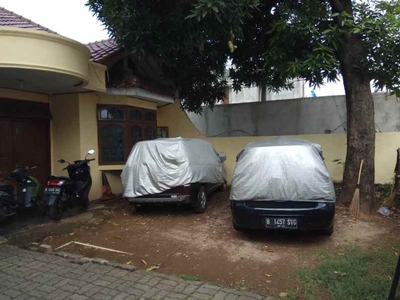 Rumah Menteng Atas Setia Budi Jakarta Selatan