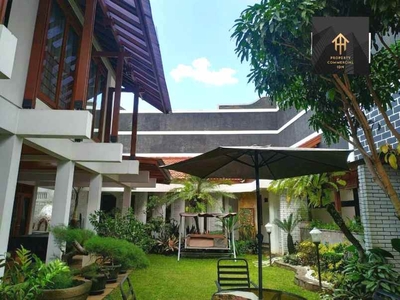Rumah Mewah Asri 2 Lantai Di Sarijadi Dekat Pvj Mall Sukajadi Bandung