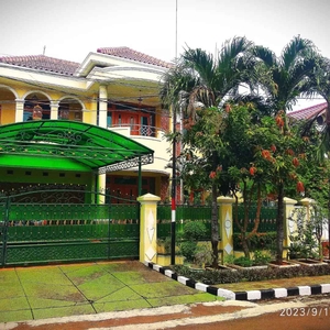 Rumah Mewah Dalam Komplek Elite Pondok Kelapa Duren Sawit Jakarta