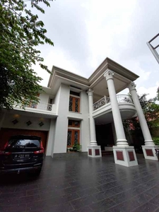 Rumah Mewah Design Clasic Di Kebayoran Baru Jakarta Selatan