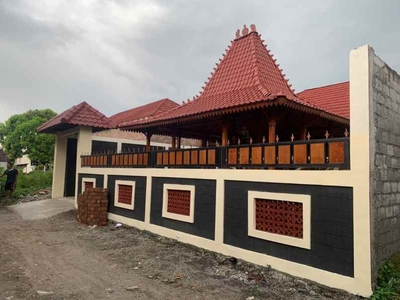 Rumah Mewah Design Etnik Di Palagan Sleman Bonus Pool Cantik