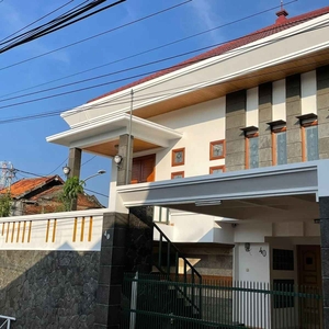 Rumah Mewah Hook Di Sayap Dago Cigadung Bandung