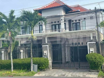 Rumah Mewah Jalan Merdeka Renon Dekat Dewi Madri Moh Yamin Puputan