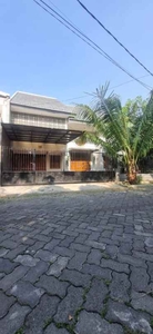 Rumah Mewah Kolam Renang Siap Huni Kalijudan Surabaya