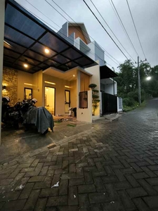 Rumah Modern Minimalis Full Furnish Di Sukun Kota Malang