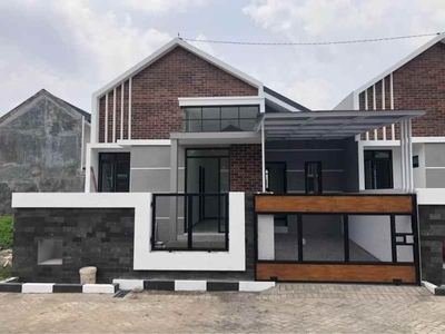 Rumah Modern Minimalis Lokasi Strategis Kota Malang