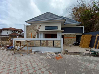 Rumah Modern Siap Huni Di Ngemplak Dekat Dekat Blue Lagoon Sleman