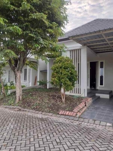 Rumah Murah Bonus Furnish Royal Garden Regency Batu Malang