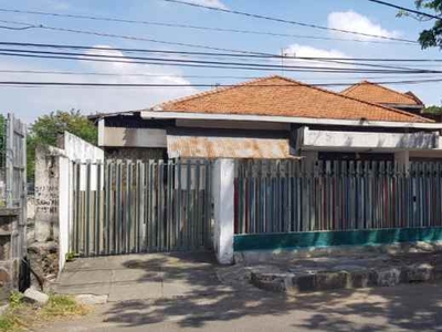 Rumah Pusat Kota Sam Ratulangi Dekat Darmo Kartini Pandegiling