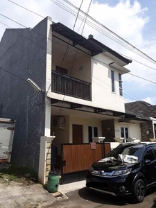Rumah Second 2 Lantai Terawat Di Tanah Baru Bogor
