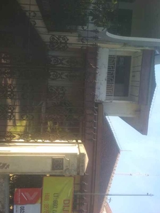 Rumah Second Dekat Kawasan Bisnis