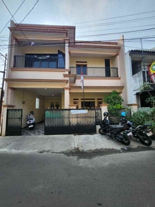 Rumah Second Full Renovasi Di Pondok Kelapa Jaktim