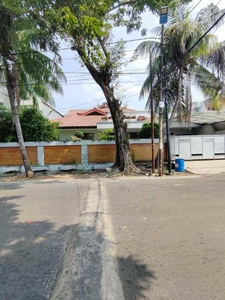 Rumah Secondary Tanah Luas Dalam Komolek Di Kayu Manis Jakarta Timur