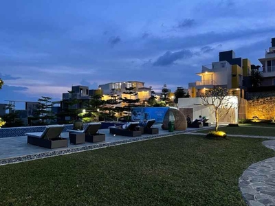 Rumah Semi Villa 3 Lantai Include Rooftof Strategis View Gunung Bandun