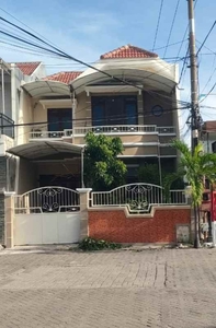 Rumah Siap Huni 2 Lantai Lebak Indah Row Jalan Lebar 5 Mobil