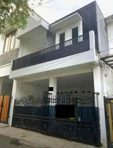 Rumah Siap Huni Dekat Al Azhar Rawamangun Jakarta Timur