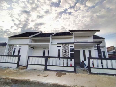 Rumah Siap Huni Modern Dan Strategis Dekat Stasiun