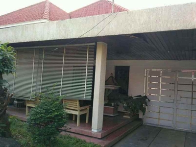 Rumah Terawat Lokasi Pusat Kota Surabaya Dekat Raya Darmo