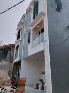 Rumah Townhouse Dijual Di Palmerah Utara Jakarta Barat 3kt 3km