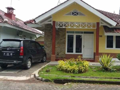 Vila Kota Bunga Cipanas Puncak Lt 216 M2lb 160 M2 650 Jt