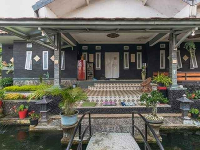 Villa Nyaman Luas 447 M2 Dekat Pemandian Air Panas Ciater Subang