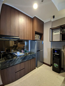 Apartemen Permata Hijau Suites 2 BR Fully Furnished di Sewakan