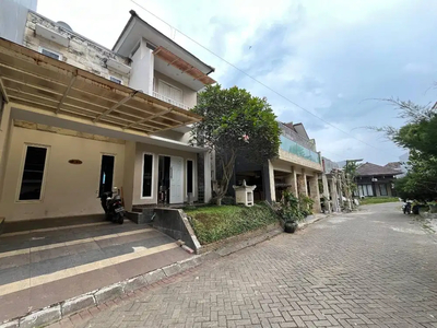 Di sewakan villa harian Di kota batu