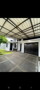 Rumah bagus Pejaten Timur Ps.Minggu jaksel 275mtr 135jt/thn strategis