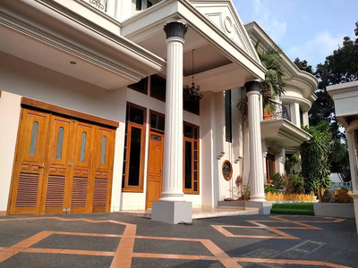 Rumah Cantik Modern Area Elite Pondok Indah