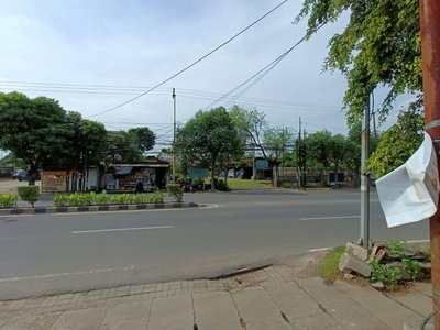 Tanah komersial di jalan Hasyim Ashari Cipondoh Raya
