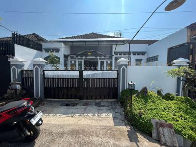 Disewa Rumah Terawat Nyaman & Aman di Mainroad Komplek Taman Rahayu