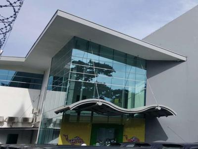 Gedung Kantor Startegis di Jalan Raya Pasar Minggu Jakarta Selatan