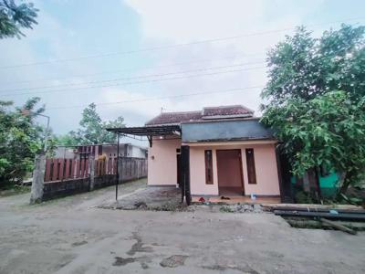 Rumah 3 Kamar di Kontrakan Area Berbah