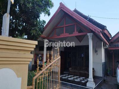 RUMAH DEKAT BANDARA KEDIRI