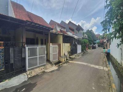Rumah Minimalis Satu Setengah Lantai di Duta Bintaro Cluster Ubud 2