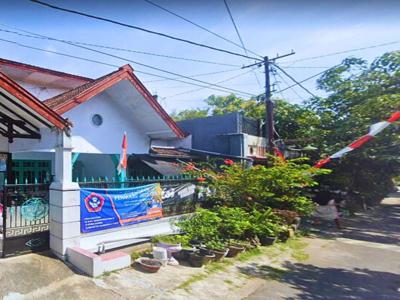 Rumah Nyaman 2 Lantai Dekat SMAN 2 Kota Kediri