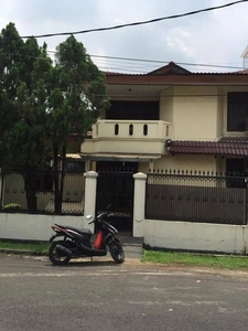 Dijual Rumah di Taman Meruya Ilir Jakarta Barat